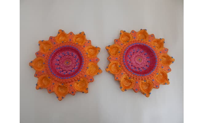 Diwali Decoration Ideas with Handpainted Diyas